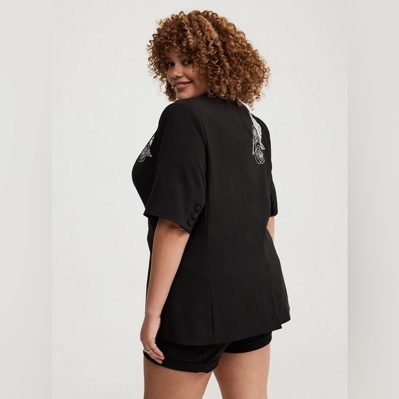 Torrid Embroidered Short Sleeve Blazer - Picture 3 of 7
